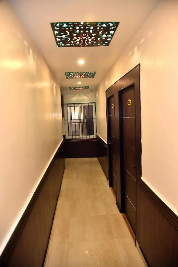 Marinha Airport Hotel Kathmandu 0*,